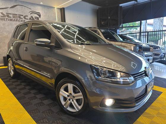 VOLKSWAGEN FOX 1.6 MSI HIGHLINE 16V FLEX 4P MANUAL